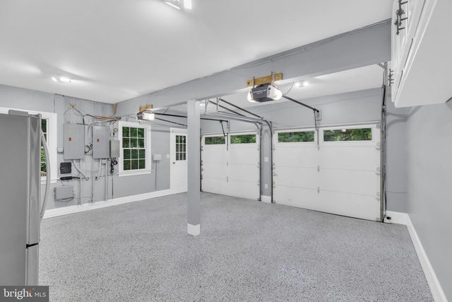 6811 BRIMSTONE LN, Fairfax Station, VA 22039