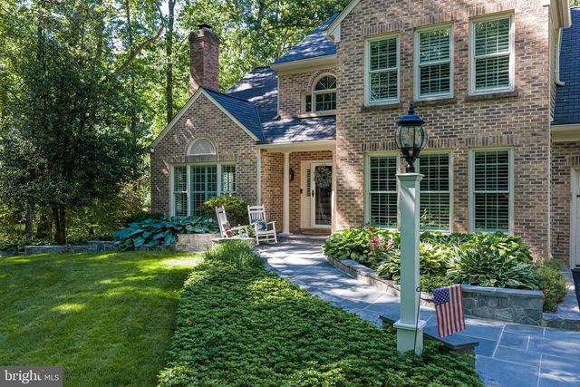 6811 BRIMSTONE LN, Fairfax Station, VA 22039