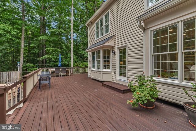6811 BRIMSTONE LN, Fairfax Station, VA 22039