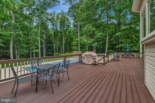 6811 BRIMSTONE LN, Fairfax Station, VA 22039