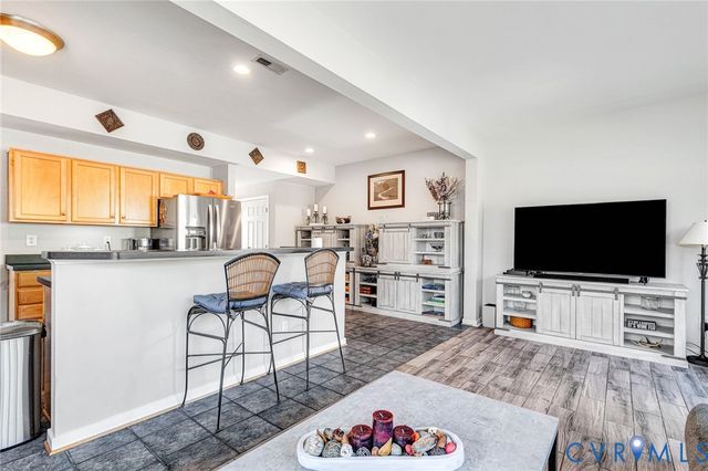1424 New Haven Ct, Glen Allen, VA 23059