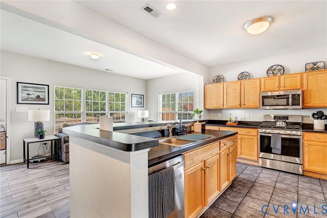 1424 New Haven Ct, Glen Allen, VA 23059