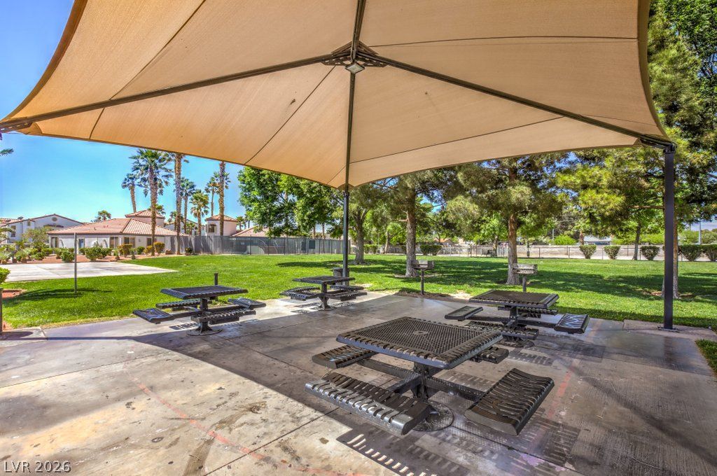3318 North Decatur Boulevard 2142, Las Vegas, NV 89130 — photo 2