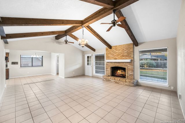 5523 KING RICHARD ST, San Antonio, TX 78229