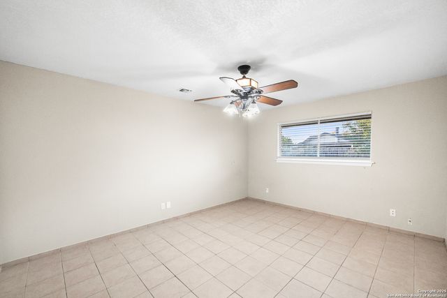 5523 KING RICHARD ST, San Antonio, TX 78229