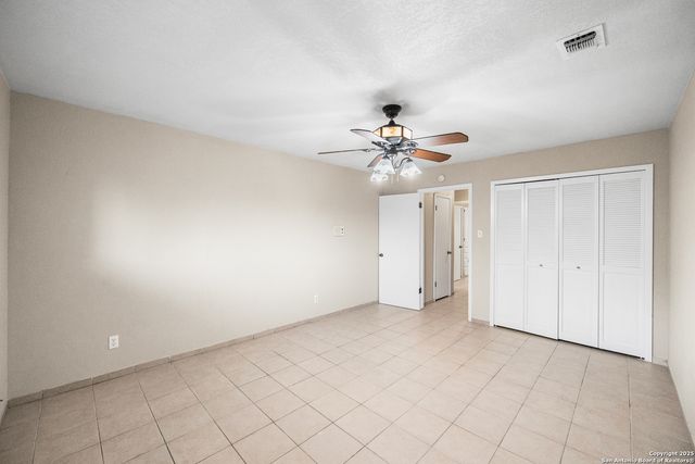 5523 KING RICHARD ST, San Antonio, TX 78229