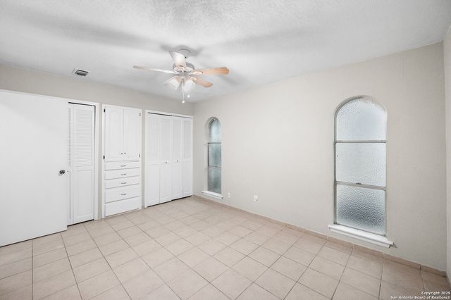 5523 KING RICHARD ST, San Antonio, TX 78229