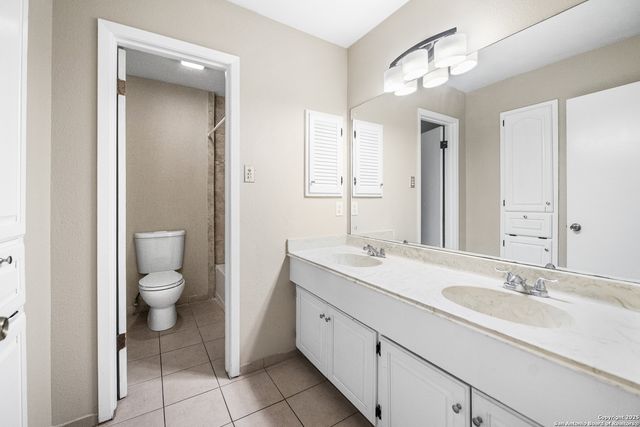 5523 KING RICHARD ST, San Antonio, TX 78229