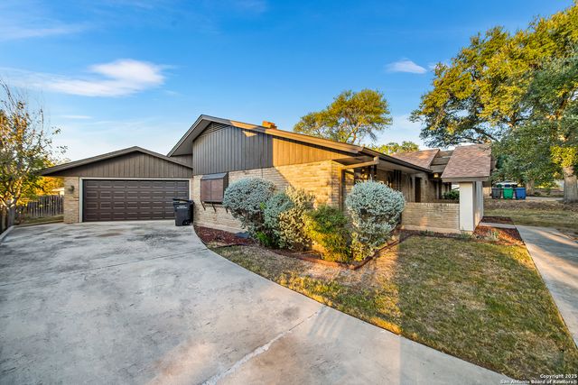 5523 KING RICHARD ST, San Antonio, TX 78229