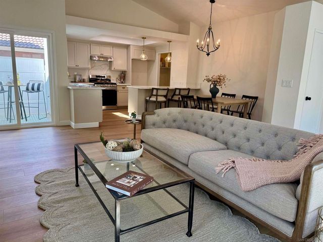 27969 Hillpointe, Menifee, CA 92585