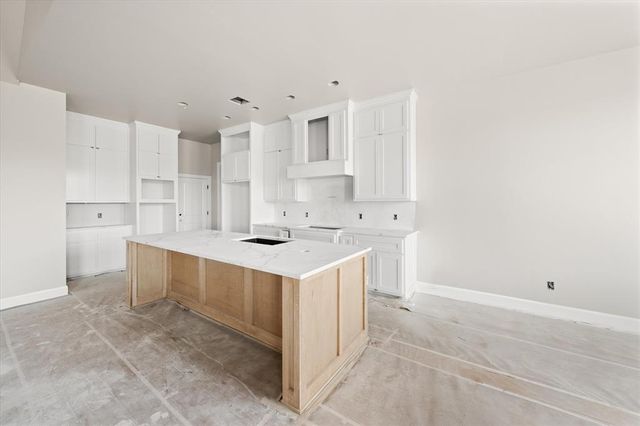 15525 Aparados Way, Edmond, OK 73013