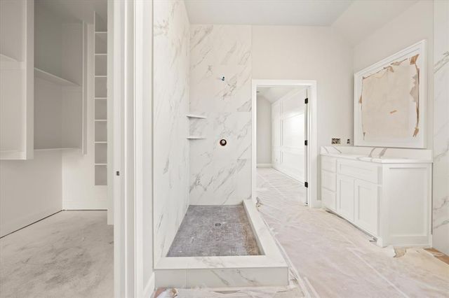 15525 Aparados Way, Edmond, OK 73013