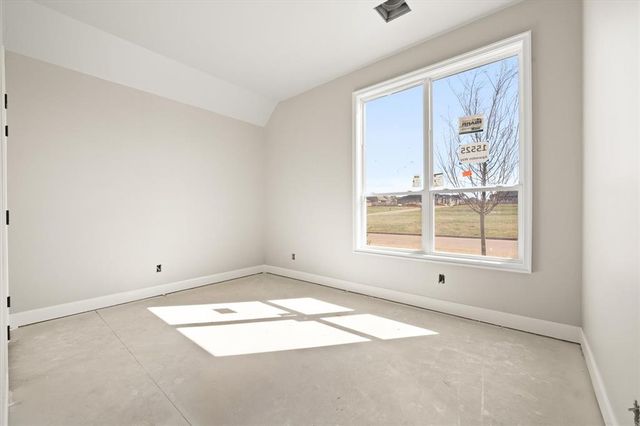 15525 Aparados Way, Edmond, OK 73013