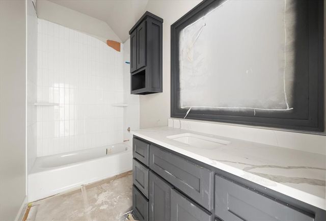 15525 Aparados Way, Edmond, OK 73013