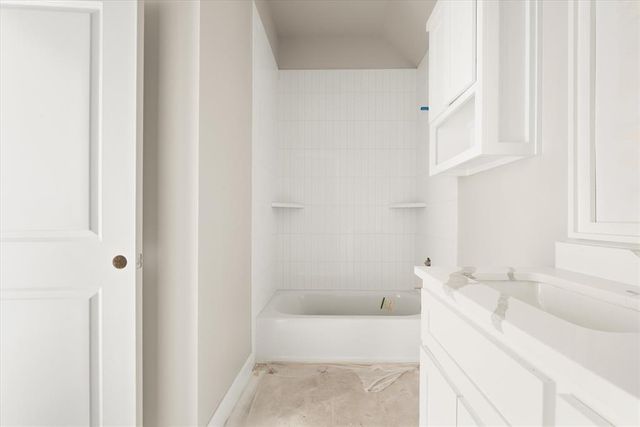 15525 Aparados Way, Edmond, OK 73013