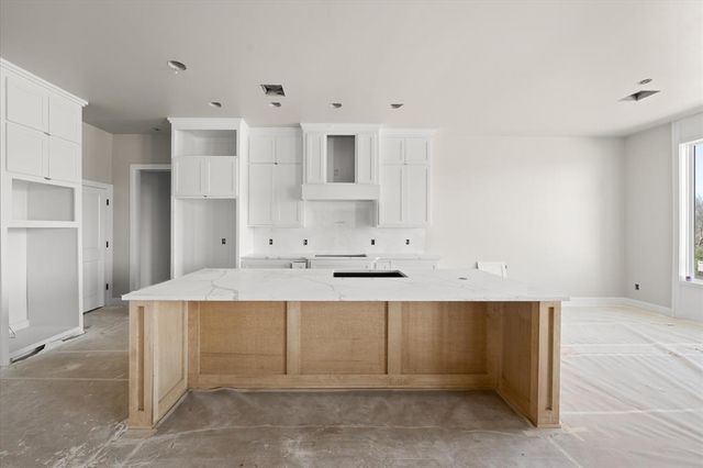 15525 Aparados Way, Edmond, OK 73013