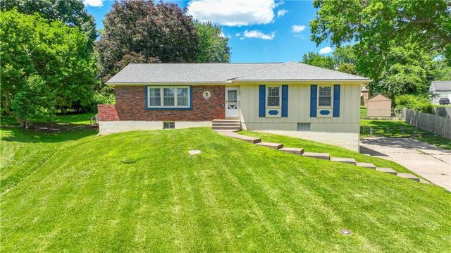 9700 E 82nd Street, Raytown, MO 64138