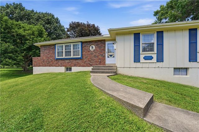 9700 E 82nd Street, Raytown, MO 64138