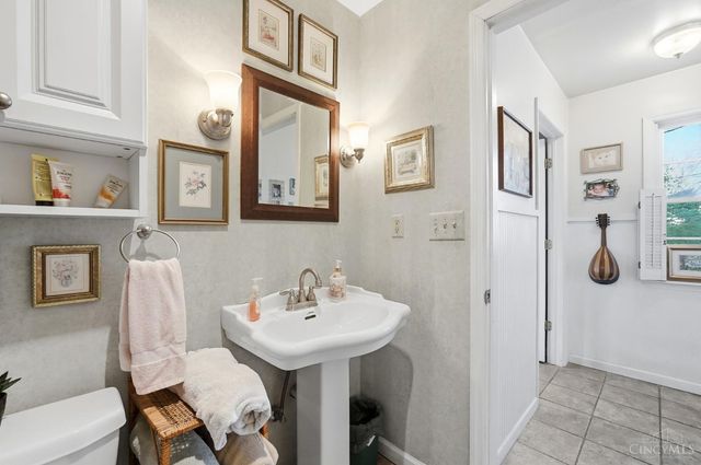 1460 Lawrence Avenue, Hamilton, OH 45013