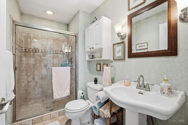 1460 Lawrence Avenue, Hamilton, OH 45013