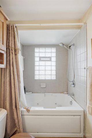 1460 Lawrence Avenue, Hamilton, OH 45013