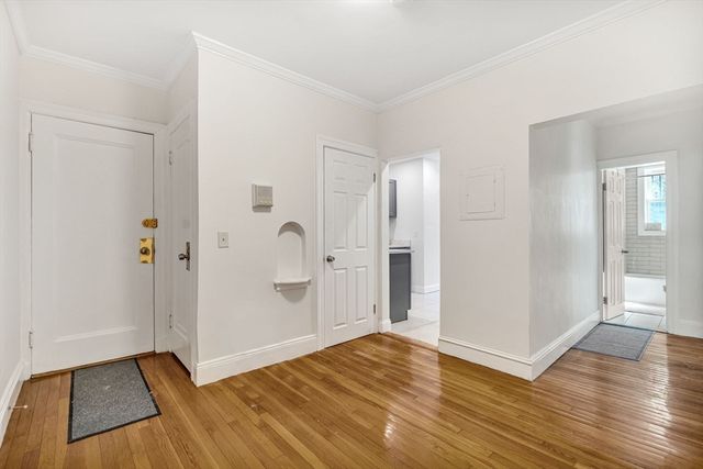 289 Corey 4, Boston, MA 02135