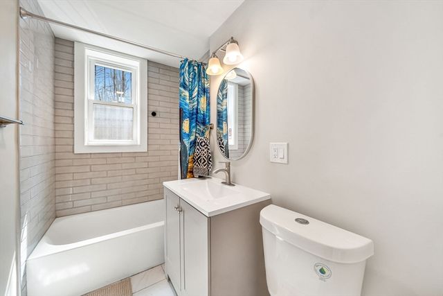 289 Corey 4, Boston, MA 02135