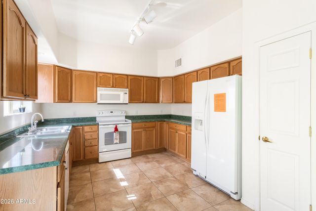 246 S Clubhouse Lane, Sierra Vista, AZ 85635