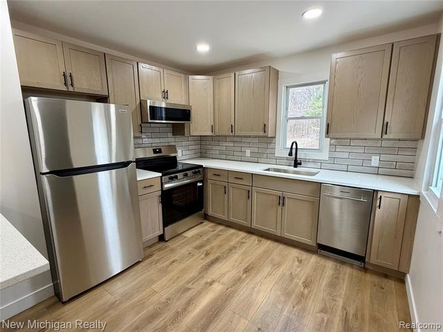 9280 Arbela Road, Millington, MI 48746