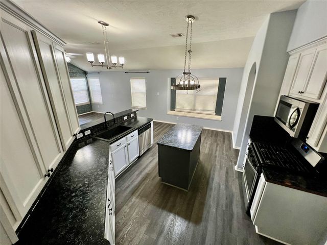 3210 Blue Bonnet Drive, Texas City, TX 77591