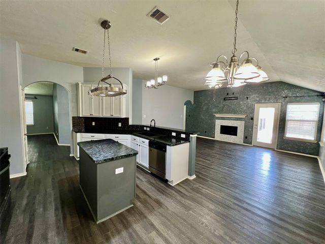 3210 Blue Bonnet Drive, Texas City, TX 77591