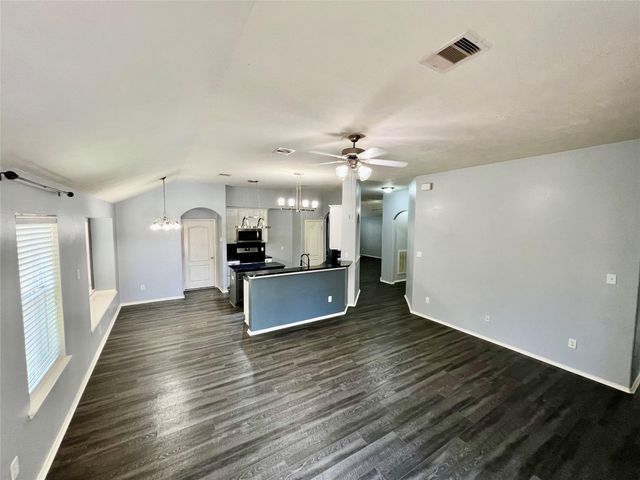 3210 Blue Bonnet Drive, Texas City, TX 77591