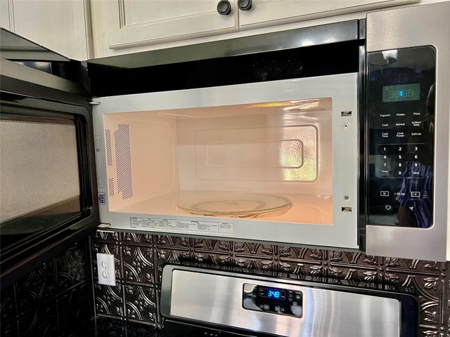 3210 Blue Bonnet Drive, Texas City, TX 77591