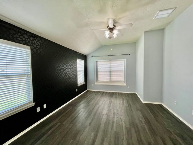 3210 Blue Bonnet Drive, Texas City, TX 77591