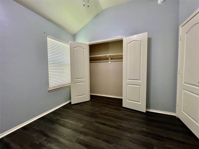 3210 Blue Bonnet Drive, Texas City, TX 77591