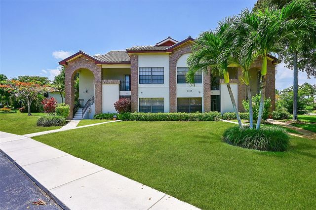 8049 Aberdeen Drive 101, Boynton Beach, FL 33472