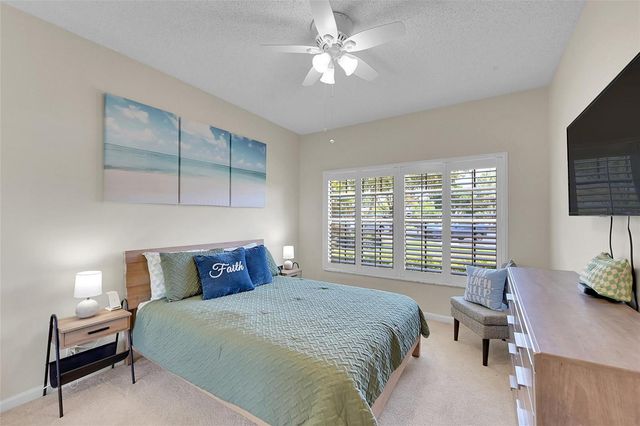 8049 Aberdeen Drive 101, Boynton Beach, FL 33472