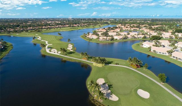 8049 Aberdeen Drive 101, Boynton Beach, FL 33472