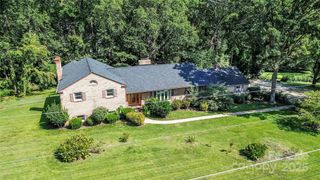 234 Edgewood Drive, Statesville, NC 28625