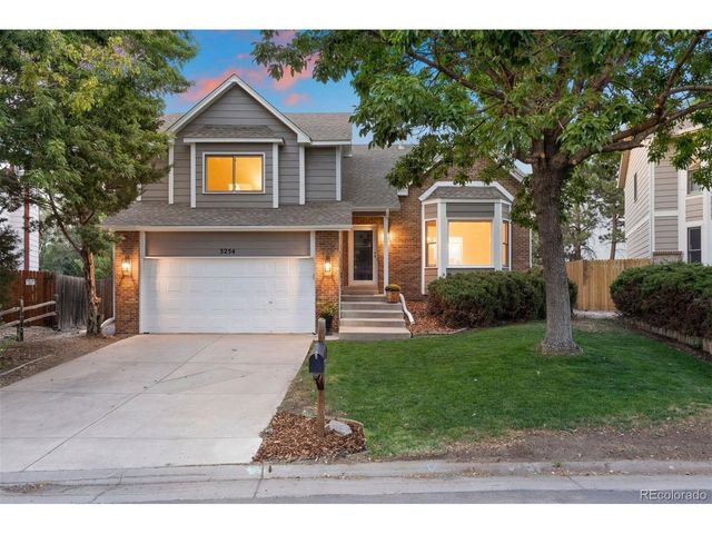 3254 S Espana Cir, Aurora, CO 80013