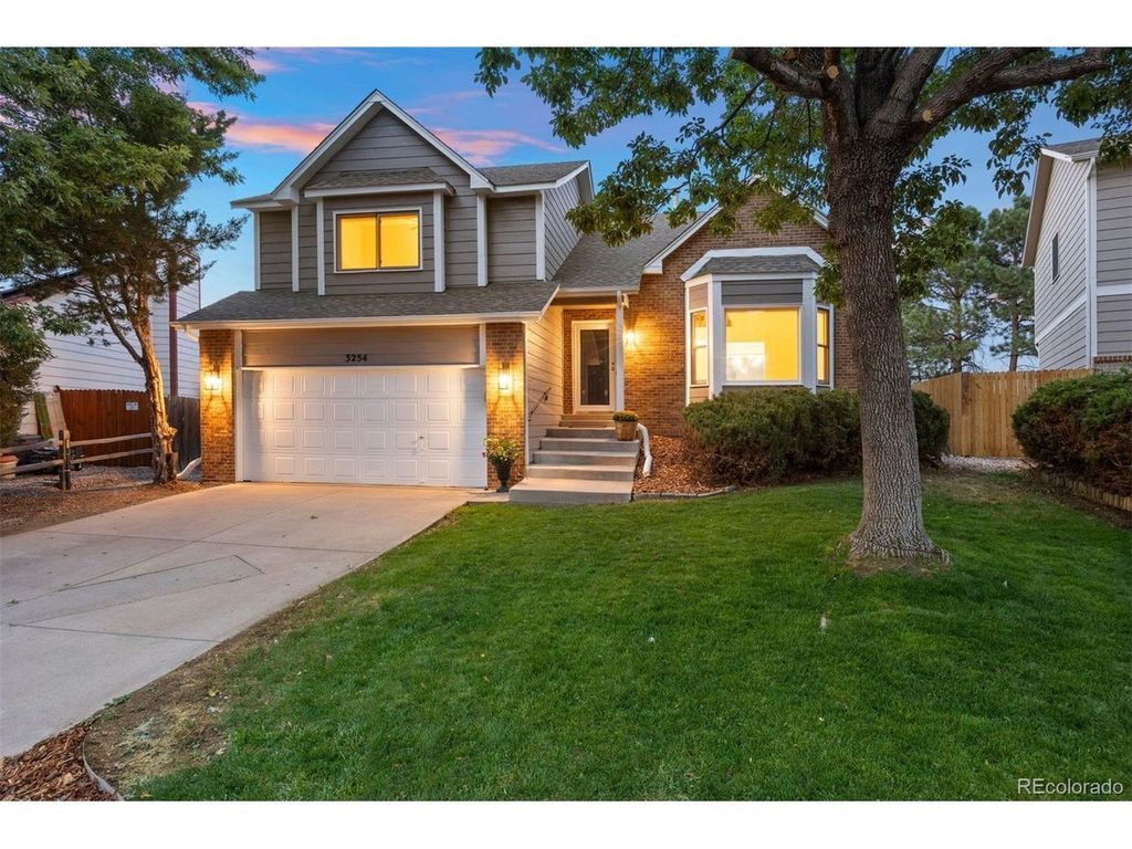 3254 S Espana Cir, Aurora, CO 80013