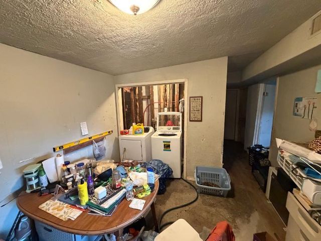 3927 Clifton Lane, Bacliff, TX 77518