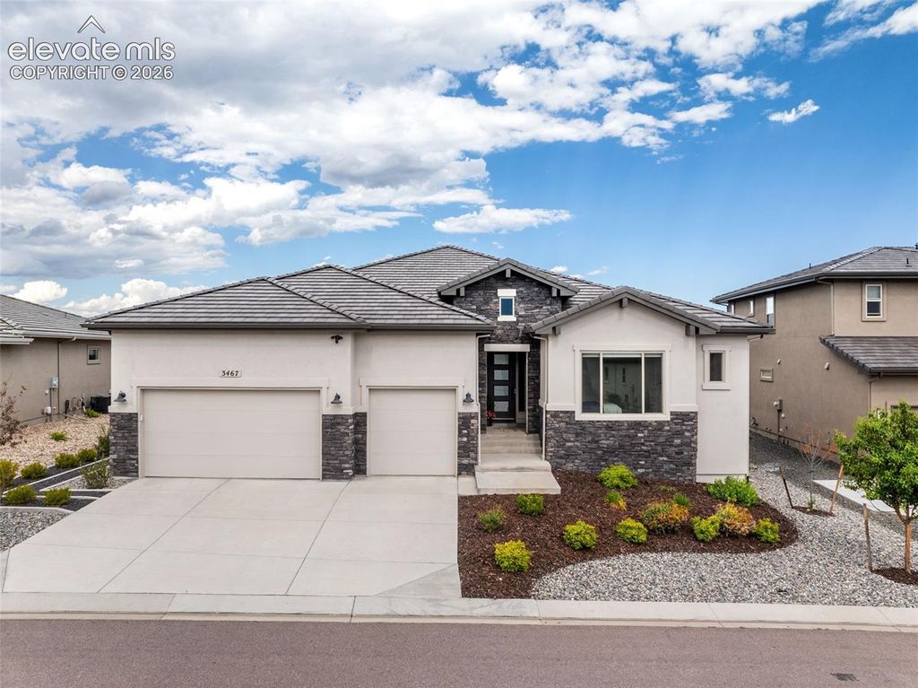 3467 Skywatch Heights, Colorado Springs, CO 80904 — exterior