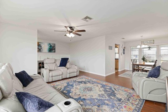 5504 18TH AVENUE E, Bradenton, FL 34208