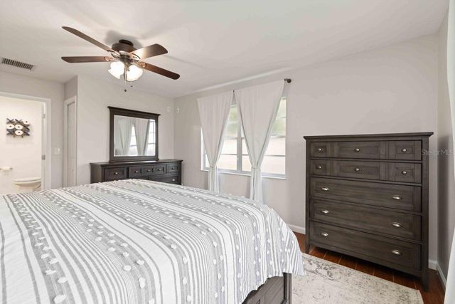 5504 18TH AVENUE E, Bradenton, FL 34208