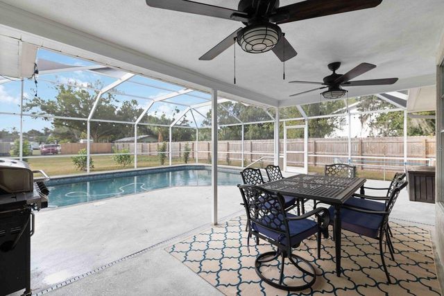 5504 18TH AVENUE E, Bradenton, FL 34208