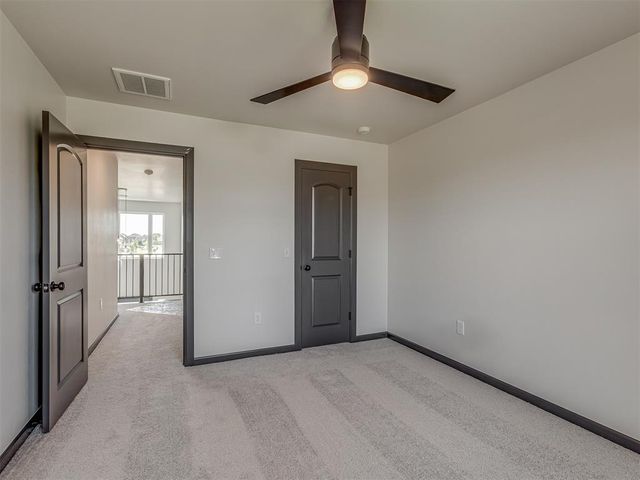 3901 Durango Lakes Drive, Oklahoma City, OK 73160