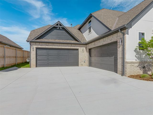 3901 Durango Lakes Drive, Oklahoma City, OK 73160
