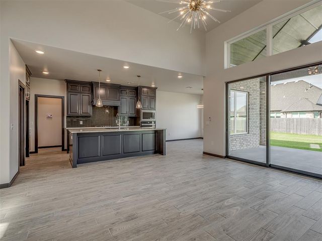 3901 Durango Lakes Drive, Oklahoma City, OK 73160