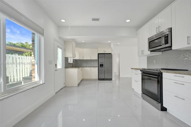1995 N Hibiscus Drive, North Miami, FL 33181